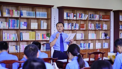 共讀一本好書.jpg